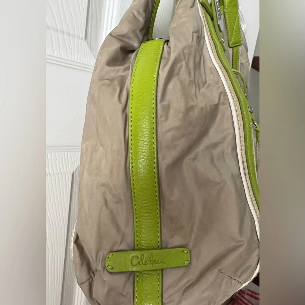 Stylish Neutral & Lime Green Contrast Women’s Shoulder Bag